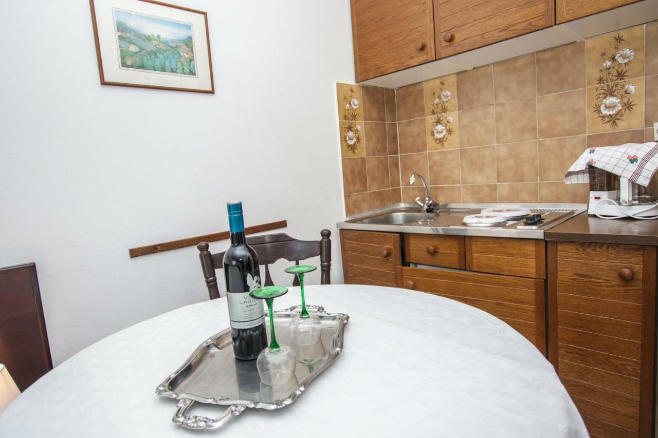 Apartmani Janja Poreč Buitenkant foto