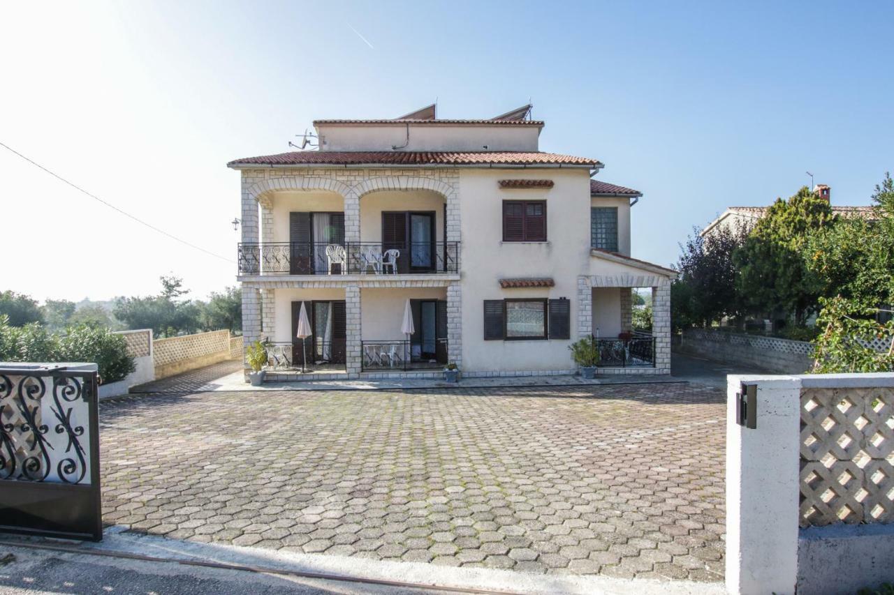 Apartmani Janja Poreč Buitenkant foto