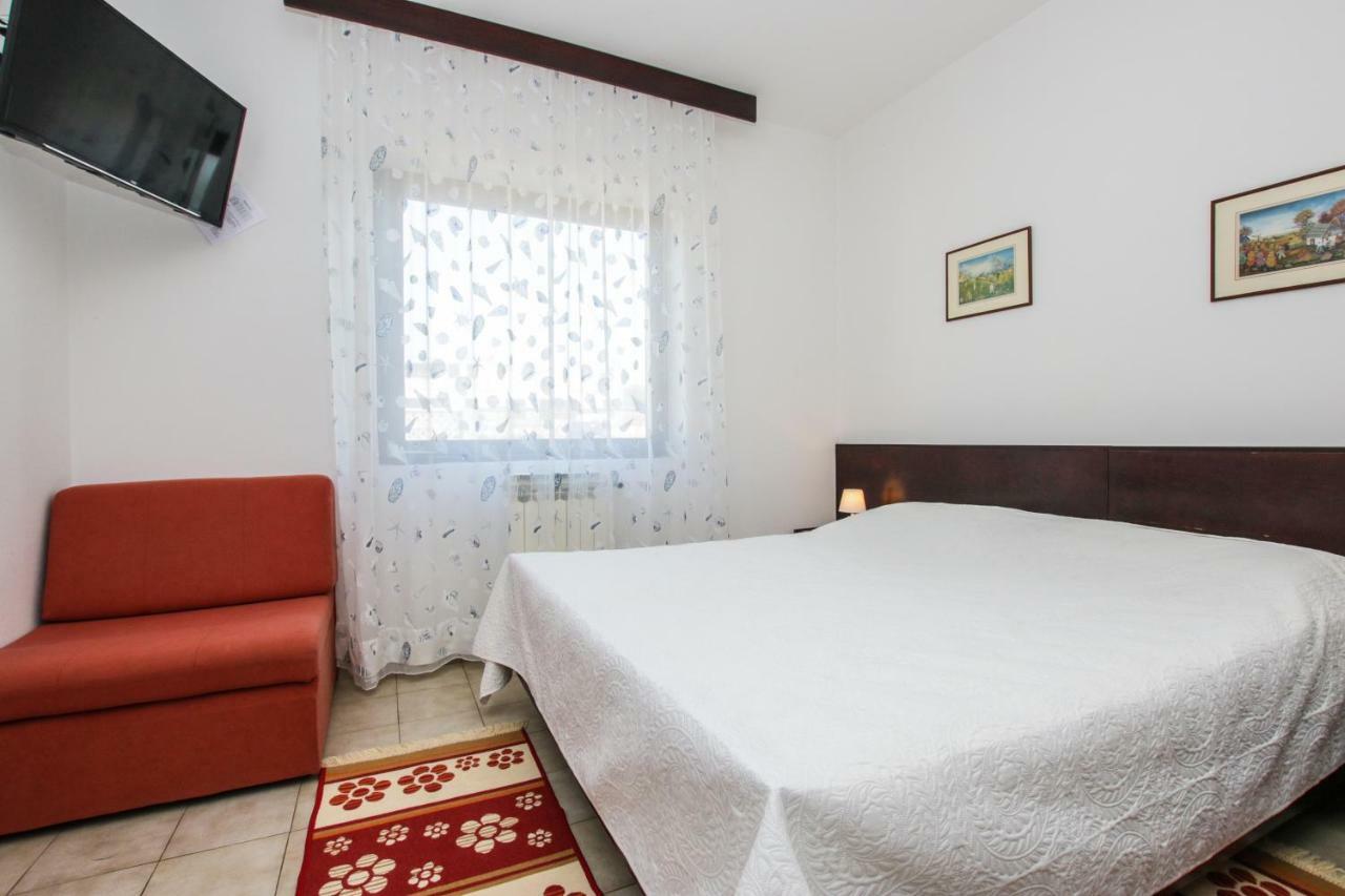 Apartmani Janja Poreč Buitenkant foto